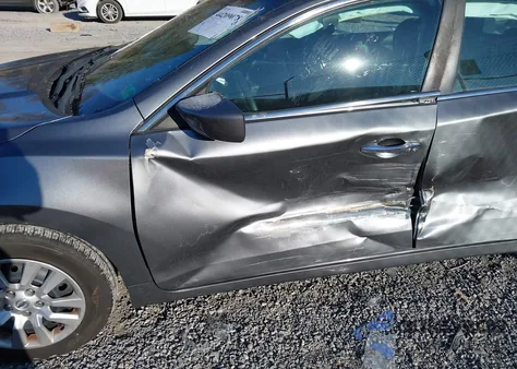 2016 Nissan Altima 2.5 S from USA, damaged, VIN 1N4AL3AP0GC141514